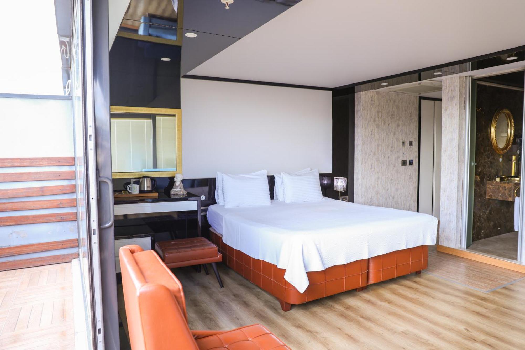 The Hera Platinum Hotel イスタンブール エクステリア 写真