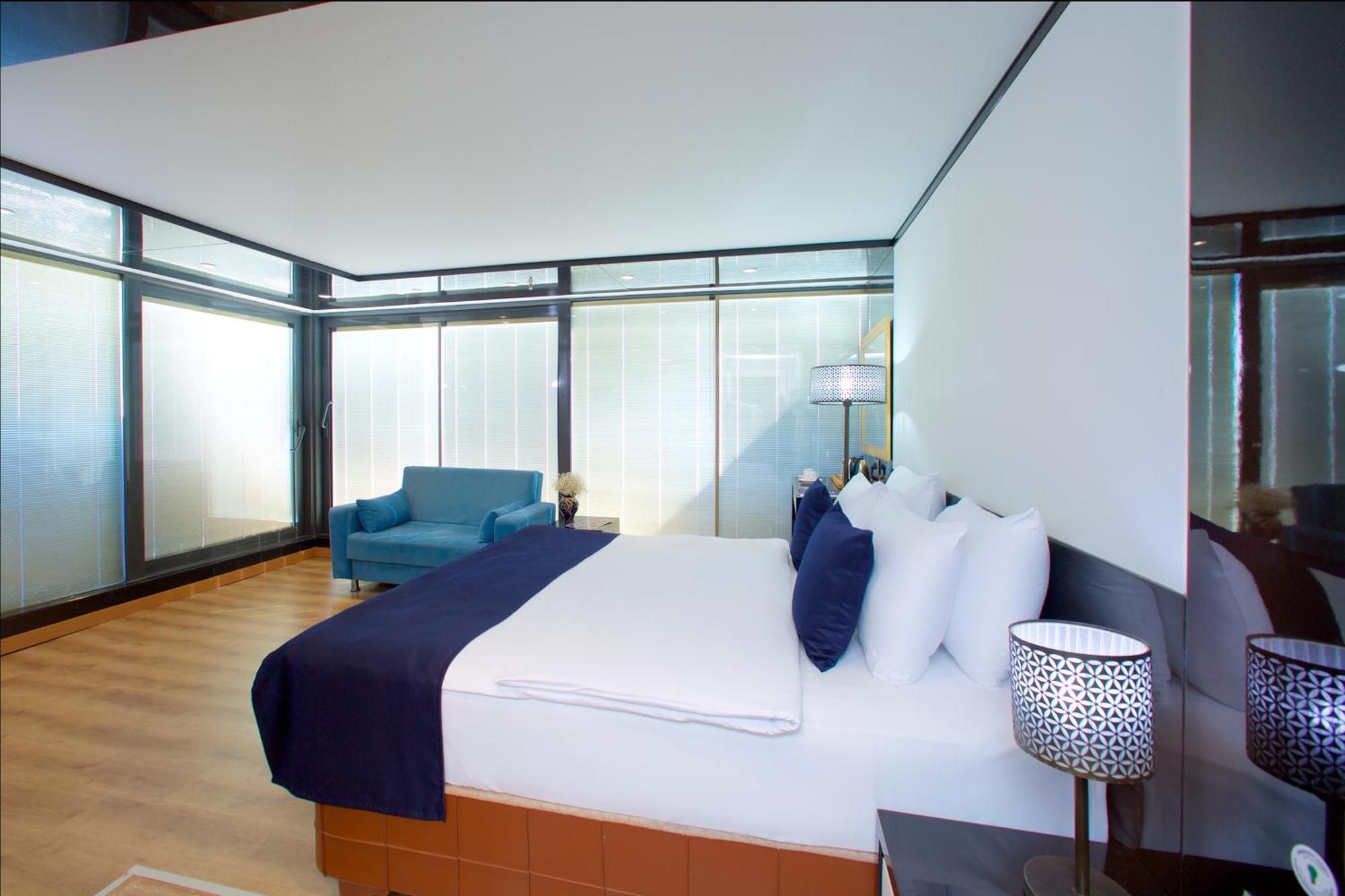 The Hera Platinum Hotel イスタンブール エクステリア 写真